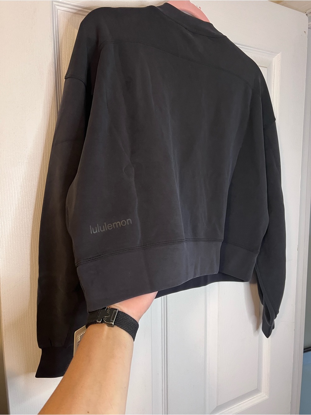 #875 NWT Lululemon Softstreme Perfectly Oversized Cropped Crew Black 6 - Picture 3 of 5